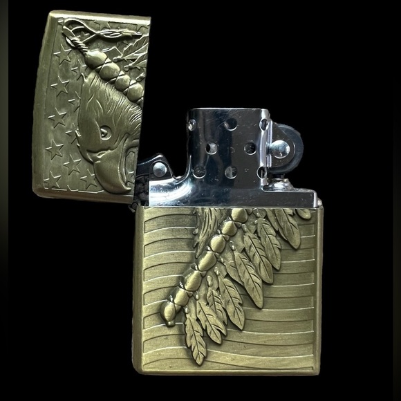 American Eagle lighter - Picture 2 of 2